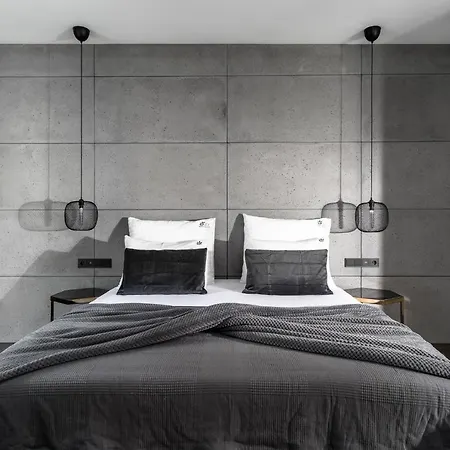 El - Izar 아파트 *